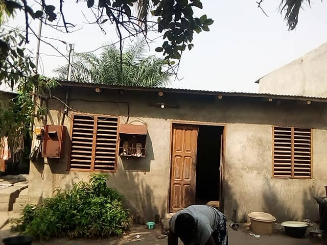 Maison à vendre à Agla, dans la zone derrière CEG les Pylônes